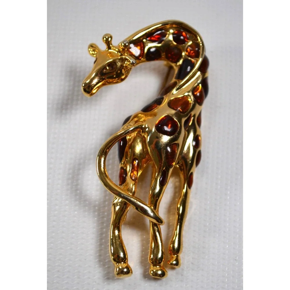 Vintage Gold Tone Giraffe Brooch / Pin  2.75
